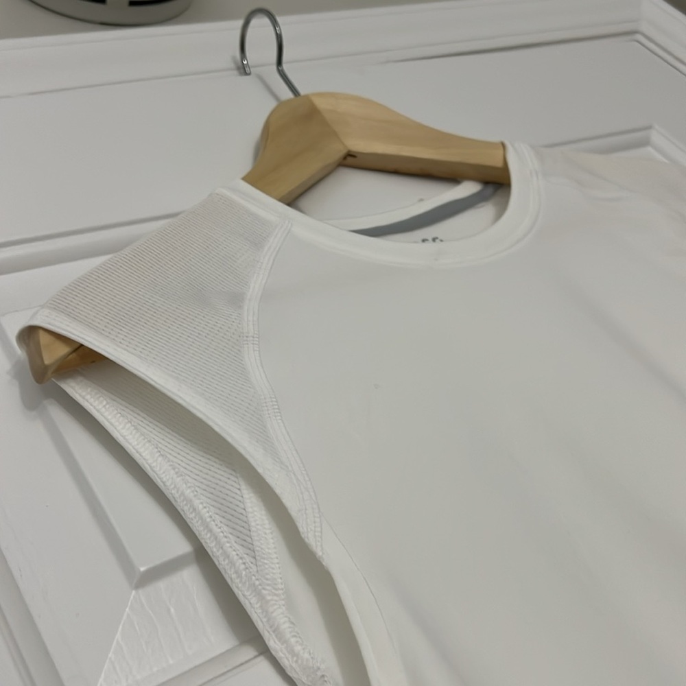 🆕 DSG • Compression Tank Top - Picture 2 of 3